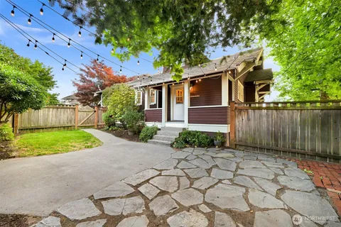 $995,000 | 2816 Cornwall Avenue, Bellingham, WA 98225