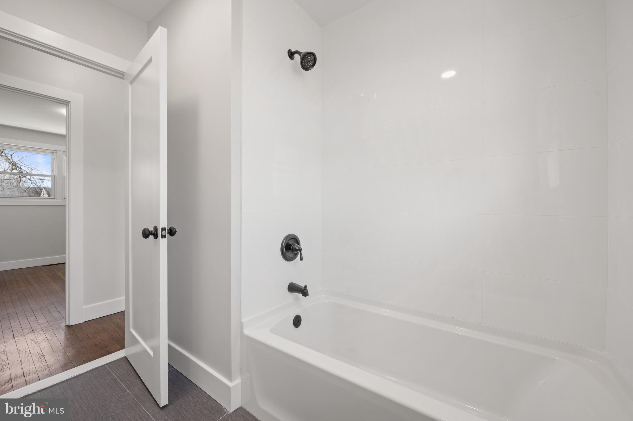 552 Allegheny Road Wenonah, NJ 08090 - Photo 19 of 31 Main level full bathroom