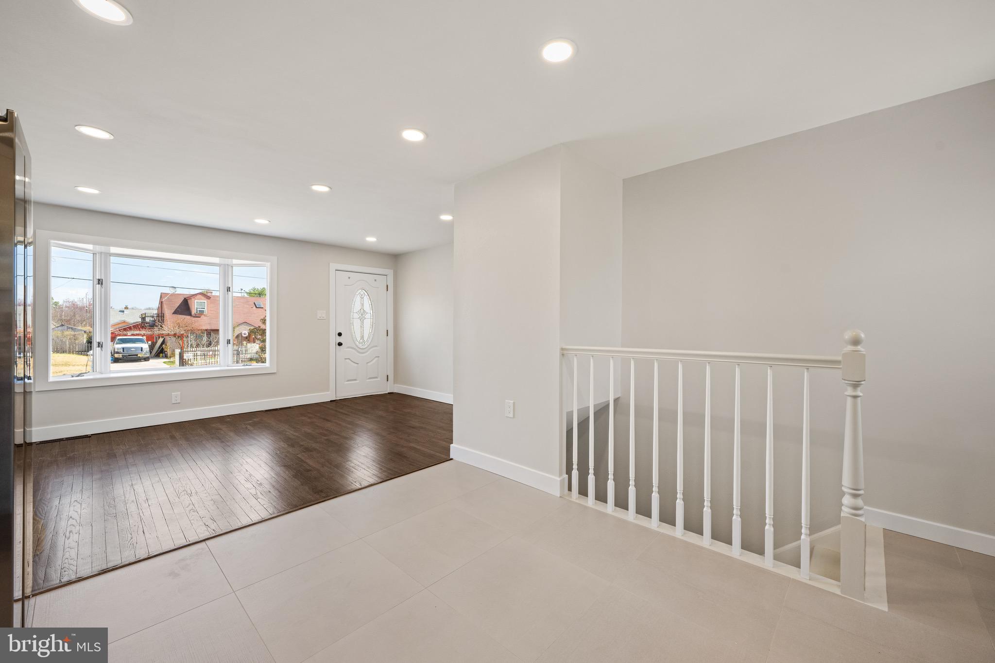 552 Allegheny Road Wenonah, NJ 08090 - Photo 10 of 31 View of lower level steps and Living Room