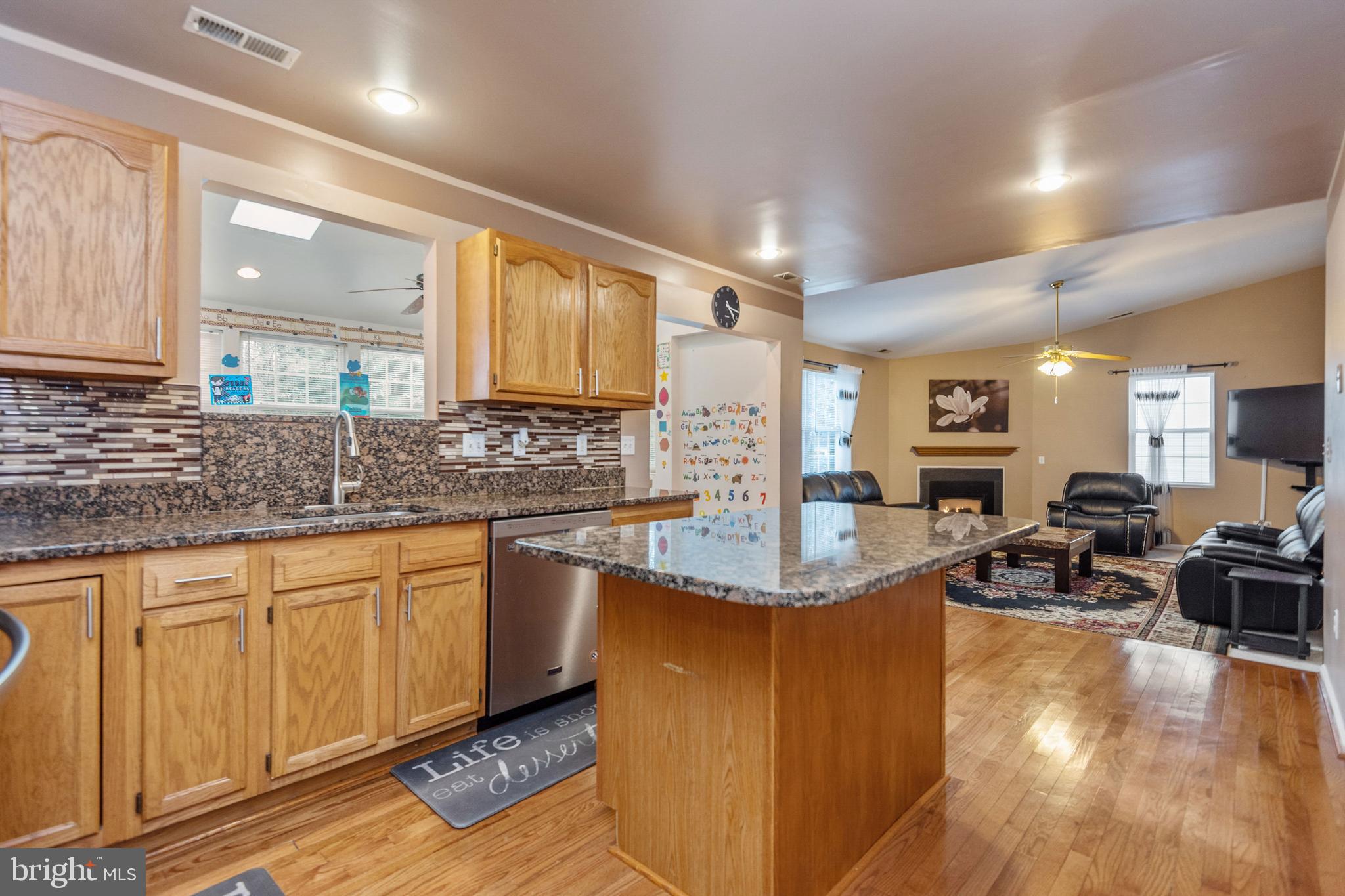 3568 Edgemont Street Edgewater, MD 21037 - Photo 10 of 37 Gallery Image 10