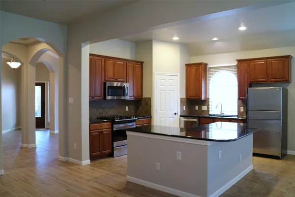$2,300 | 22017 Royal Timbers Drive, Kingwood, TX 77339