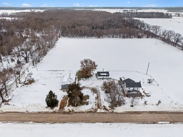 $340,000 | 19910 Moorepark Road, Three Rivers, MI 49093