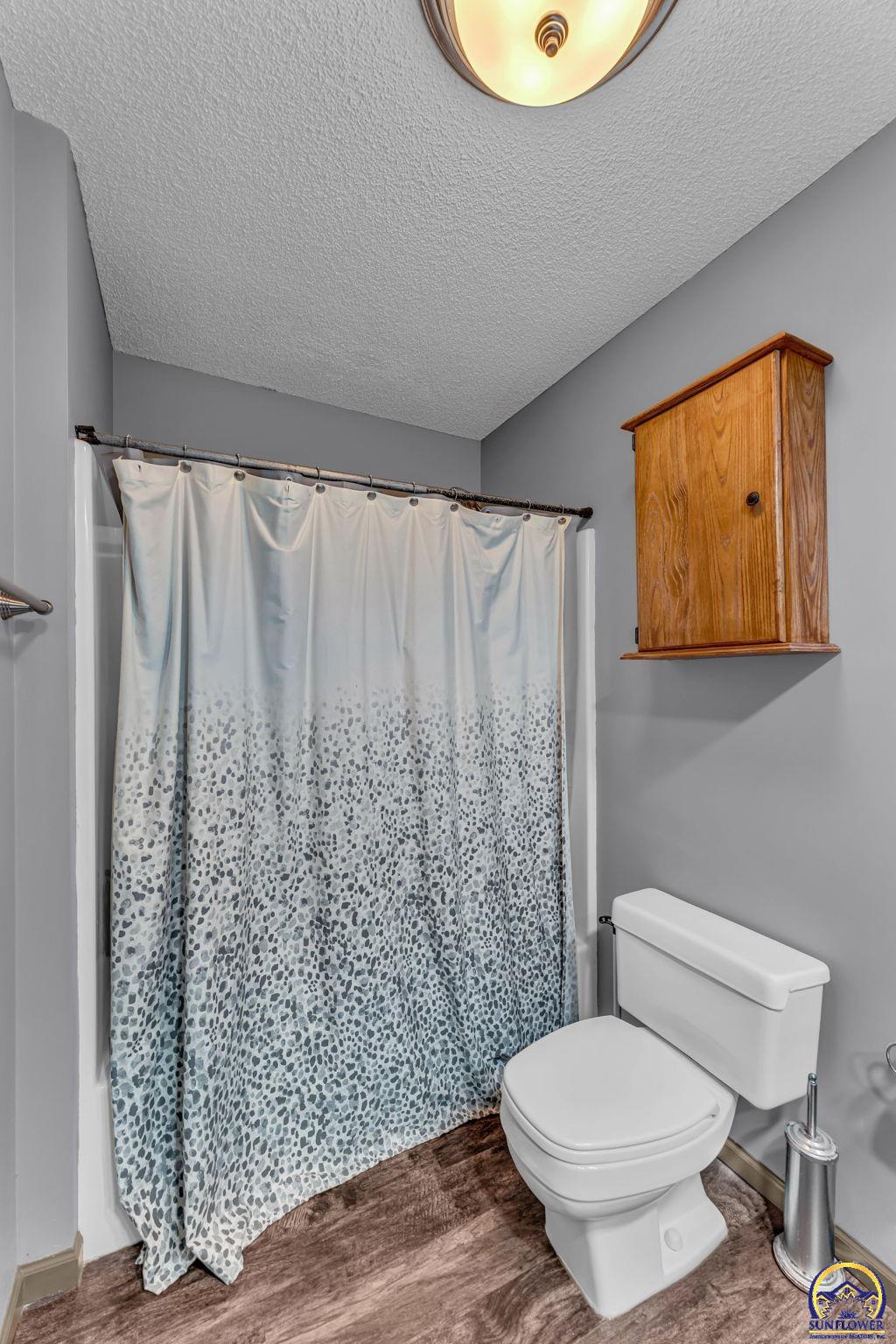 6236 Southwest 25th Street Topeka, KS 66614 - Photo 30 of 53