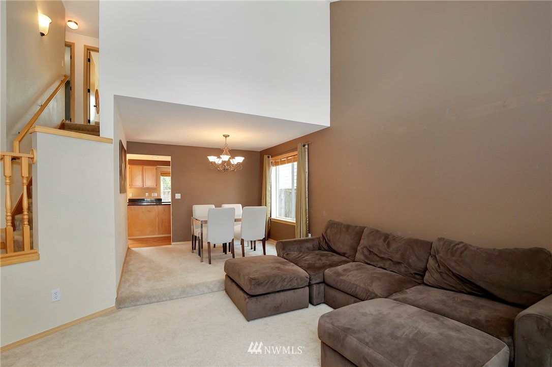 6827 Northeast 1st Place Renton, WA 98059 - Photo 3 of 25