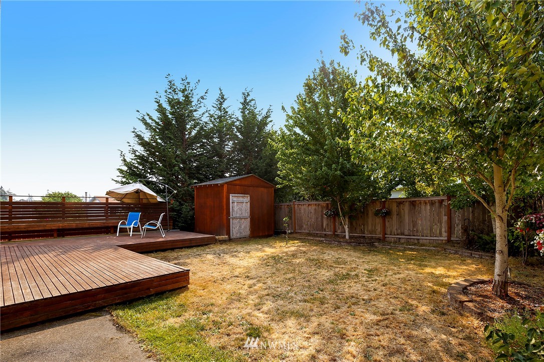 6827 Northeast 1st Place Renton, WA 98059 - Photo 22 of 25