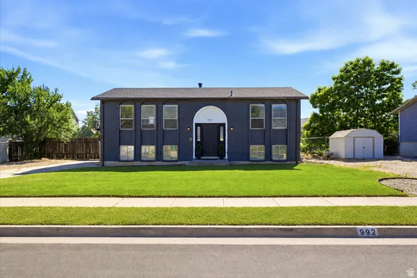 $465,000 | 992 South 200 East, Layton, UT 84041