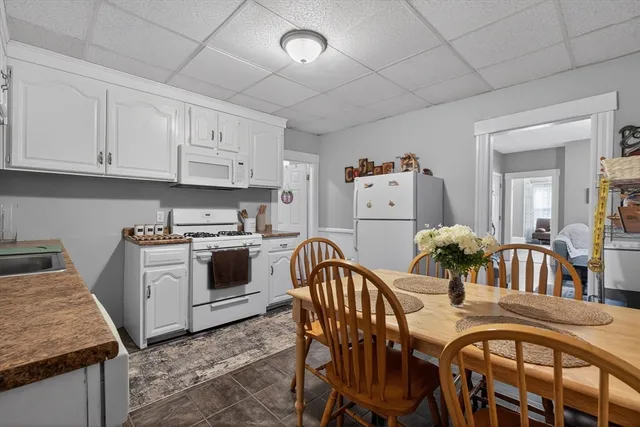 $539,000 | 173 Myrtle Avenue, Fitchburg, MA 01420