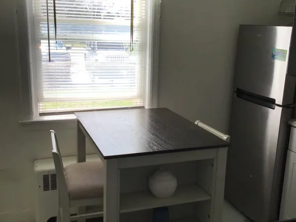 $65,000 | 912 West Roosevelt Road, Unit 1, Broadview, IL 60155