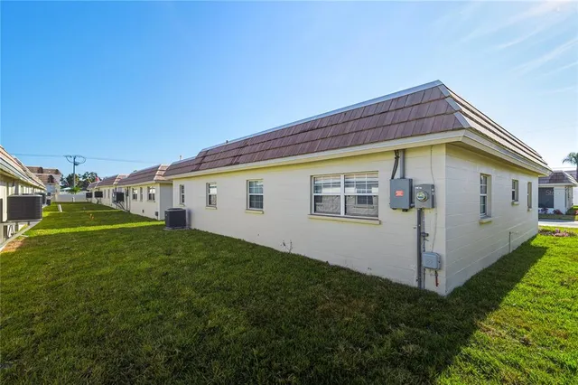 $699,000 | 6150 Midnight Pass Road, Unit 26, Sarasota, FL 34242