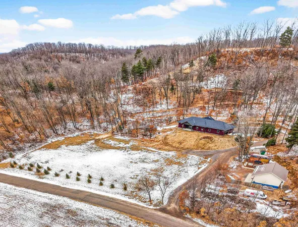 $1,250,000 | W11942 Nash Road, Black River Falls, WI 54615