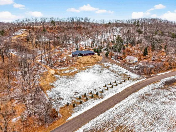 $1,250,000 | W11942 Nash Road, Black River Falls, WI 54615