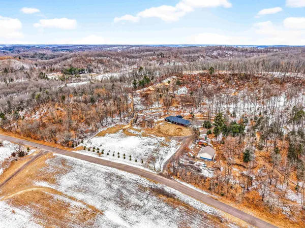 $1,250,000 | W11942 Nash Road, Black River Falls, WI 54615