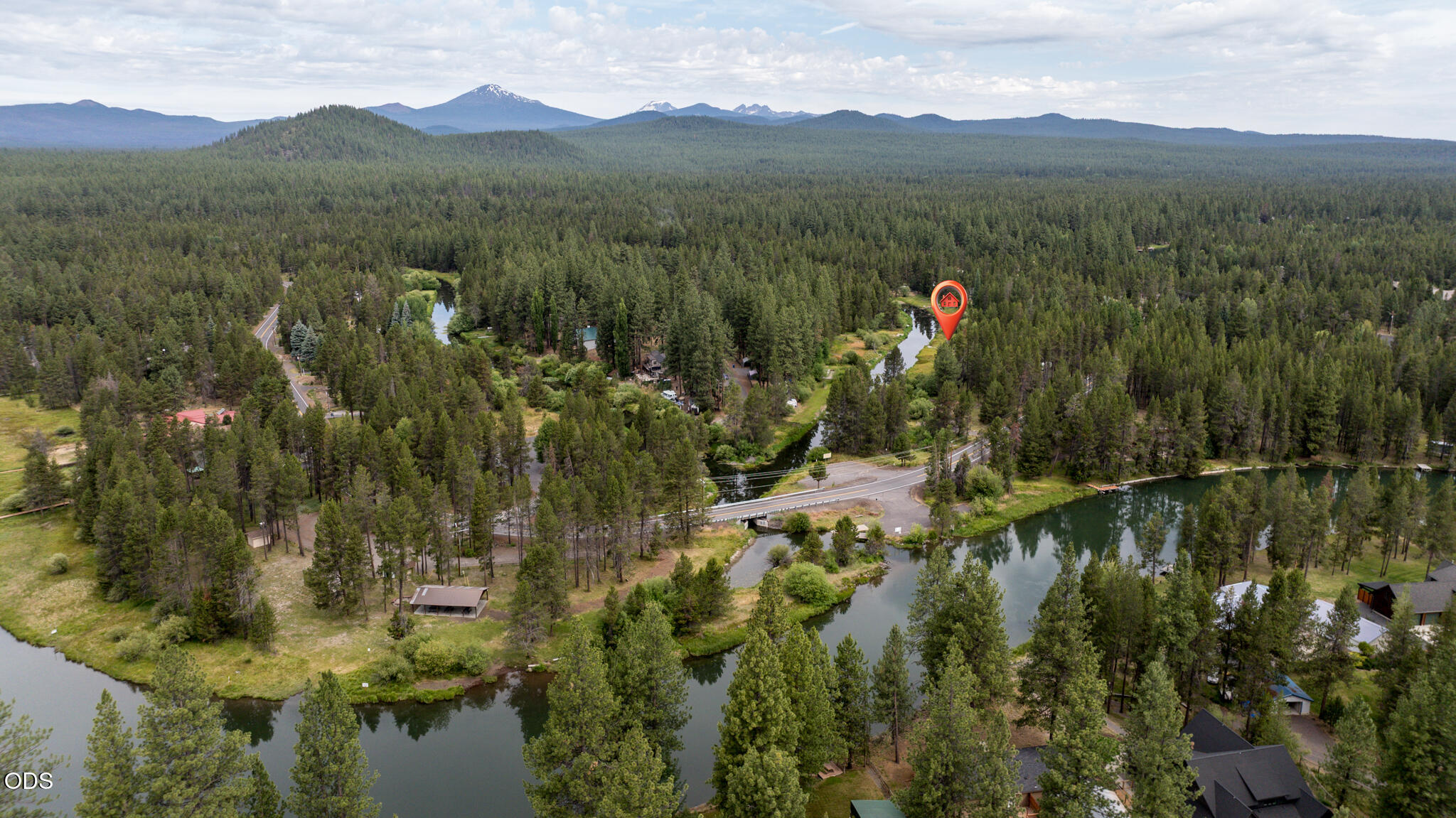 17191 Island Loop Way Bend, OR 97707 - Photo 9 of 12 Gallery Image 9