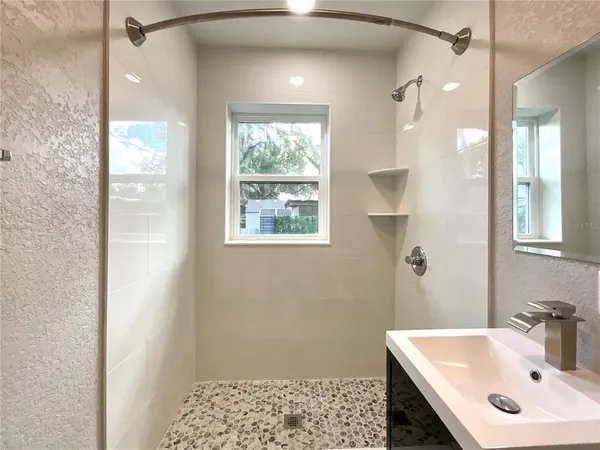 $273,500 | 2102 East Caracas Street, Tampa, FL 33610