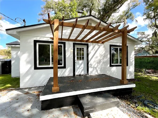 $273,500 | 2102 East Caracas Street, Tampa, FL 33610