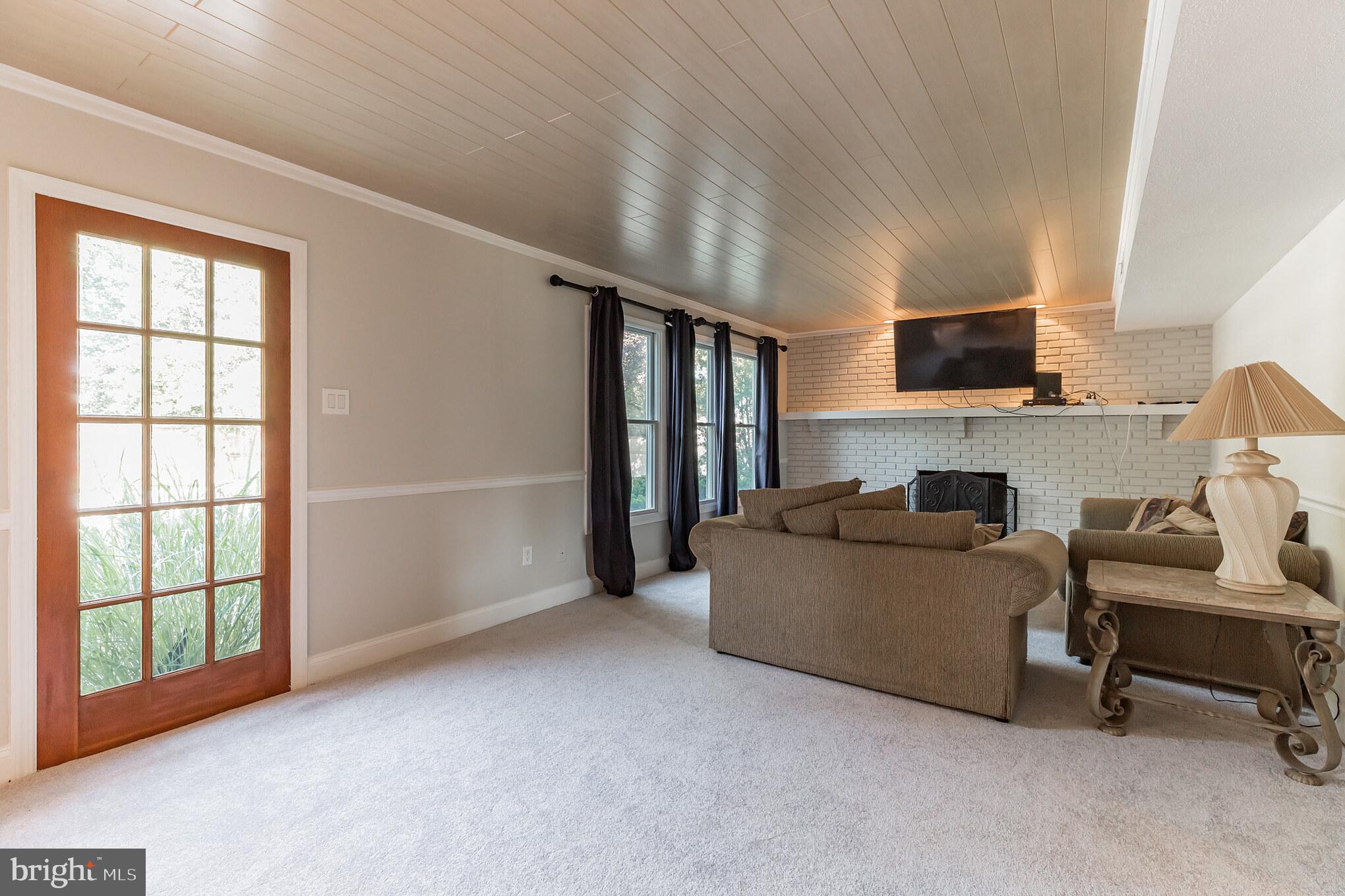8 Creek Road Sewell, NJ 08080 - Photo 12 of 32