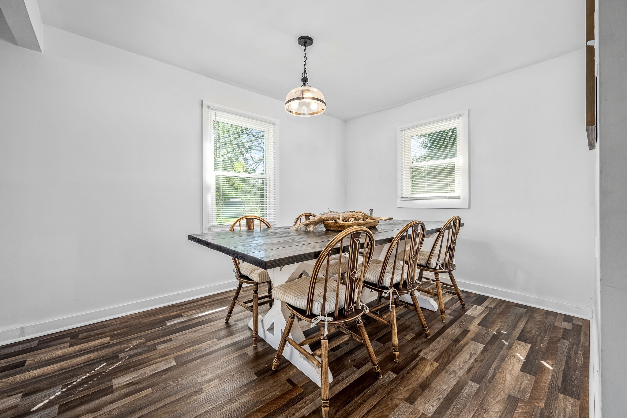 620 Maple Bend Road Winchester, TN 37398 - Photo 14 of 68 a view of a dining room with furniture window and wooden floor