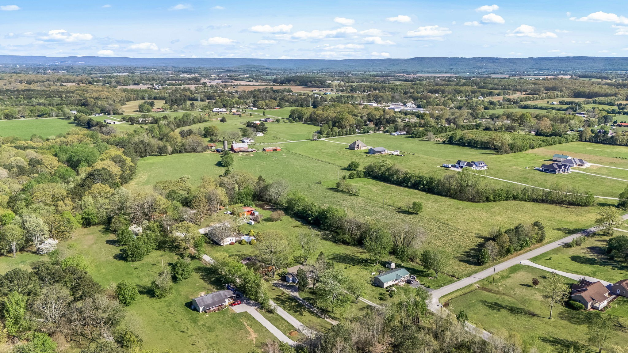 620 Maple Bend Road Winchester, TN 37398 - Photo 38 of 68 view of a city