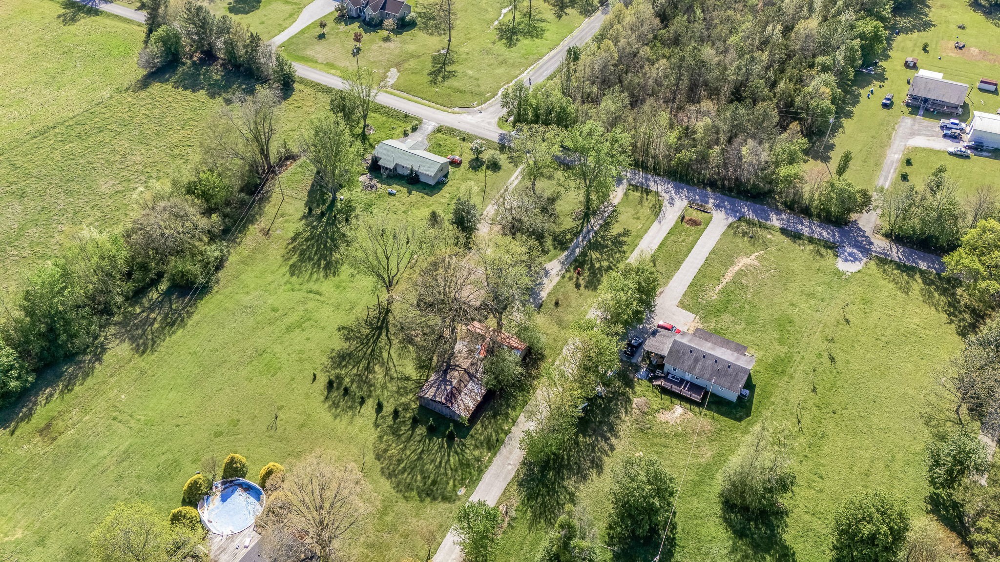 620 Maple Bend Road Winchester, TN 37398 - Photo 48 of 68 an aerial view of residential house with outdoor space and swimming pool