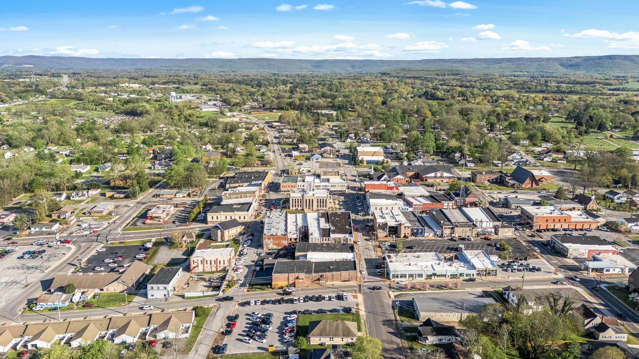 620 Maple Bend Road Winchester, TN 37398 - Photo 62 of 68 an aerial view of a city with lots of residential buildings