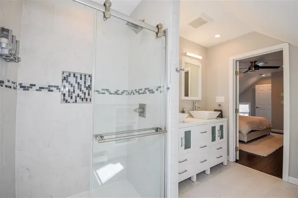 $4,200 | 87 Union Street, Unit 2, Portsmouth, NH 03801