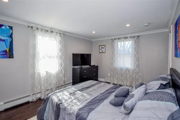 $4,200 | 87 Union Street, Unit 2, Portsmouth, NH 03801