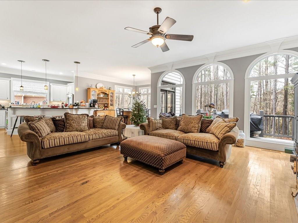 1029 Laurel Grove Court Suwanee, GA 30024 - Photo 10 of 46