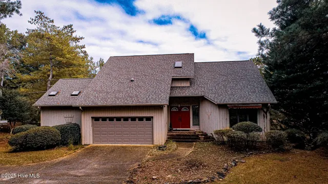 $640,000 | 1050 Burning Tree Road, Pinehurst, NC 28374