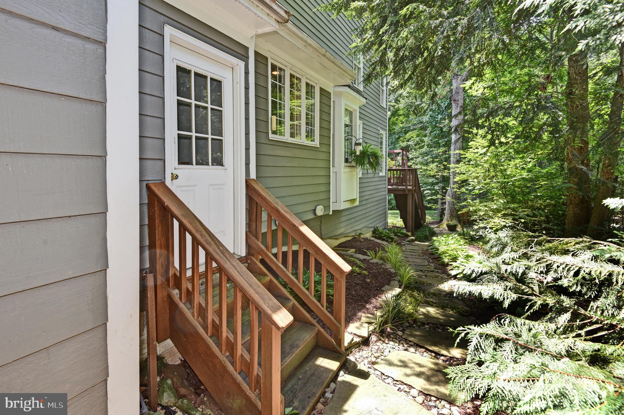 11427 Night Star Way Reston, VA 20194 - Photo 11 of 23 Gallery Image 11