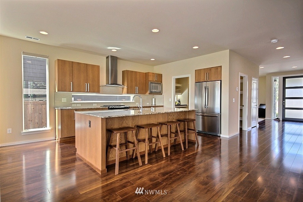 10153 Southeast 192nd Place Renton, WA 98055 - Photo 5 of 17 Gallery Image 5