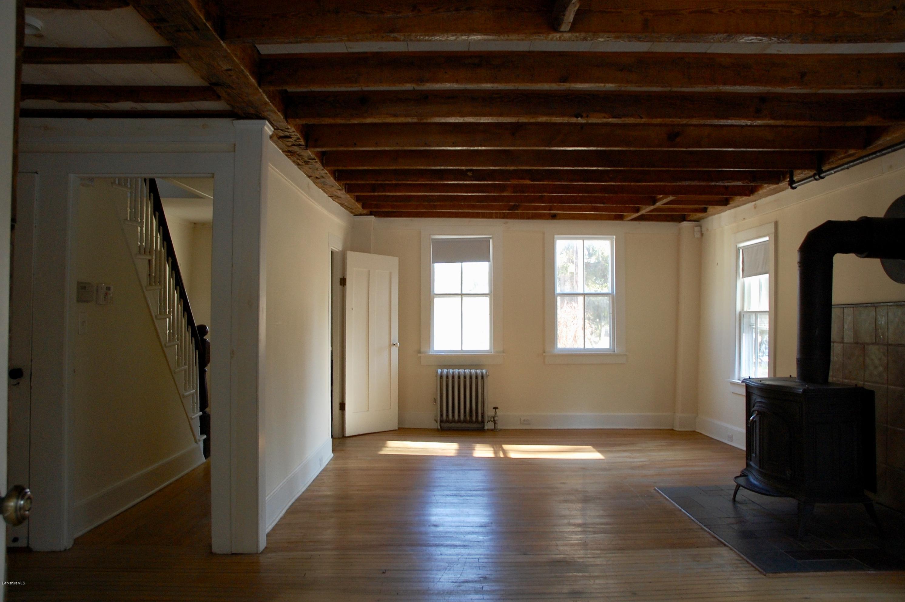 12 A Castle Hill Road Stockbridge, MA 01262 - Photo 3 of 18 Living / Dining