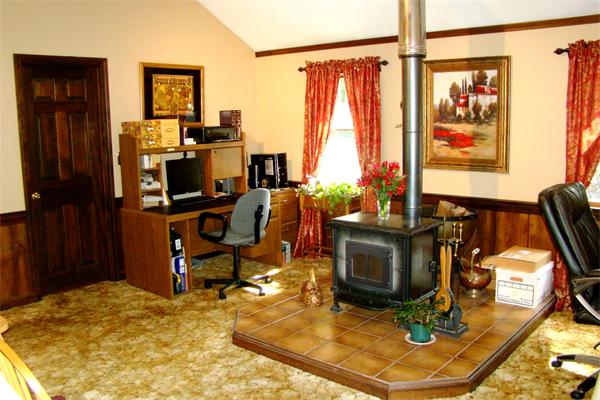 28 Parker Road Wakefield, MA 01880 - Photo 14 of 30 Gallery Image 14