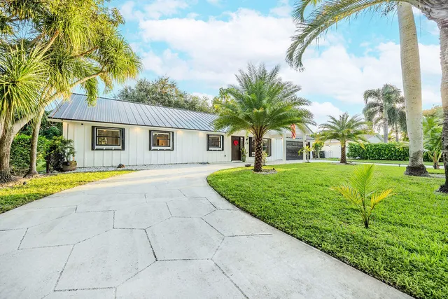 $3,500,000 | 2024 Palmetto Road, West Palm Beach, FL 33406