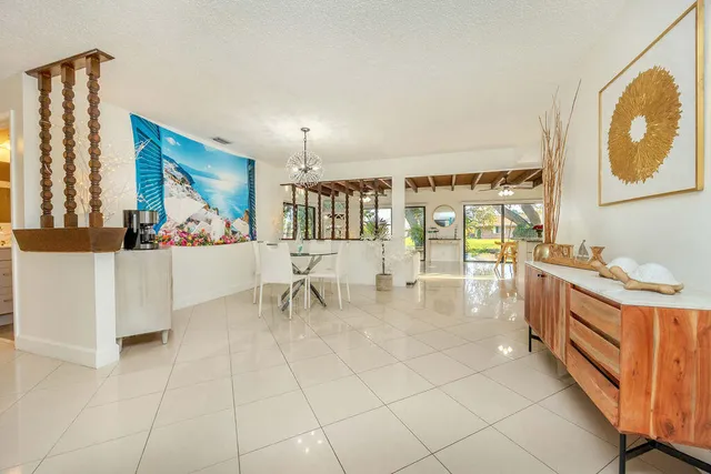 $3,500,000 | 2024 Palmetto Road, West Palm Beach, FL 33406