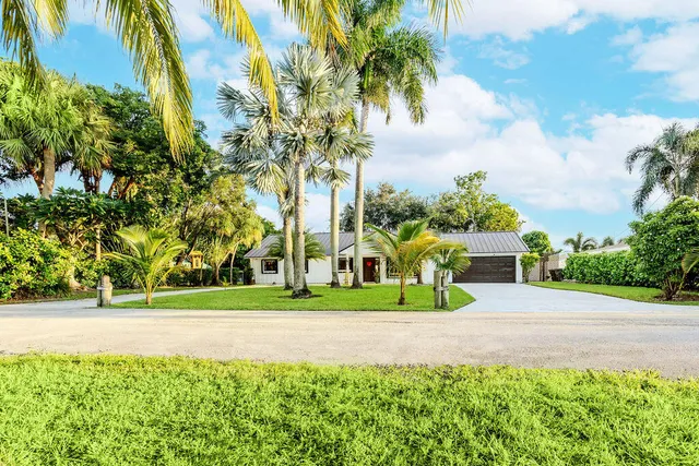 $3,500,000 | 2024 Palmetto Road, West Palm Beach, FL 33406