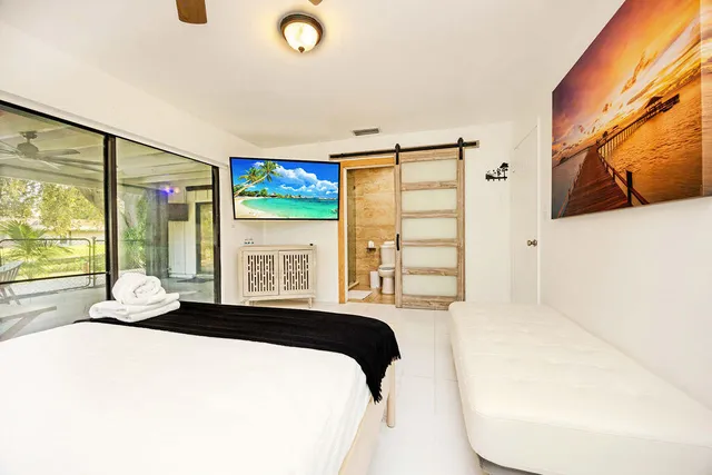 $3,500,000 | 2024 Palmetto Road, West Palm Beach, FL 33406