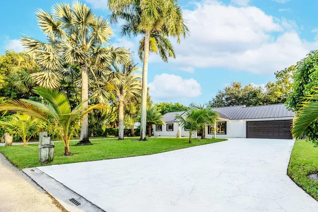 $3,500,000 | 2024 Palmetto Road, West Palm Beach, FL 33406