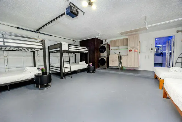 $3,500,000 | 2024 Palmetto Road, West Palm Beach, FL 33406