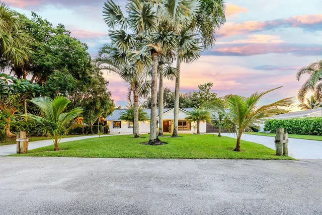 $3,500,000 | 2024 Palmetto Road, West Palm Beach, FL 33406