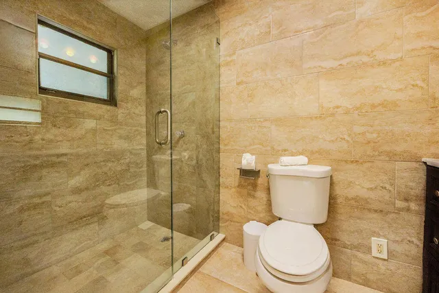 $3,500,000 | 2024 Palmetto Road, West Palm Beach, FL 33406