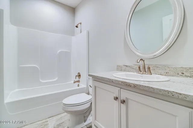 $2,100 | 318 Benedict Drive, Lafayette, LA 70508