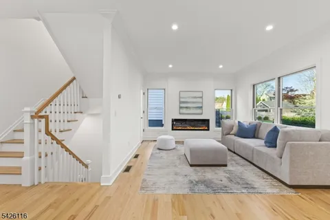 $1,790,000 | 426 Millburn Avenue, Unit A, Millburn, NJ 07041