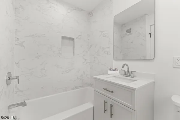 $1,790,000 | 426 Millburn Avenue, Unit A, Millburn, NJ 07041