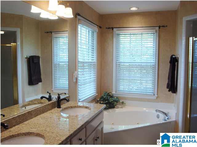 116 Kentwood Way Alabaster, AL 35007 - Photo 12 of 20