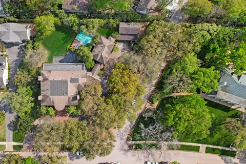 $9,500,000 | 3665 Knollwood Drive, Houston, TX 77019