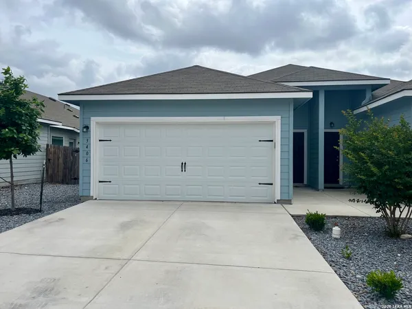 $1,450 | 3406 Lindsay Lane, Seguin, TX 78155