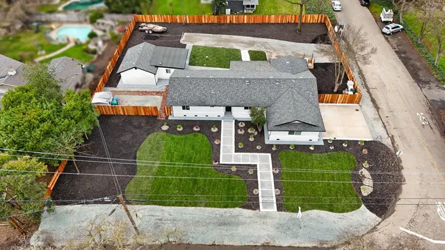 $799,500 | 5233 East Hildreth Lane, Stockton, CA 95212