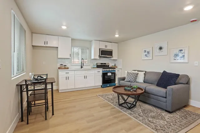 $799,500 | 5233 East Hildreth Lane, Stockton, CA 95212