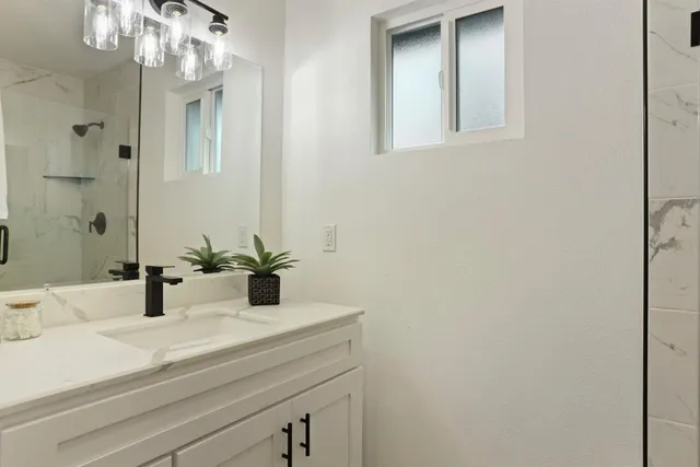 $799,500 | 5233 East Hildreth Lane, Stockton, CA 95212