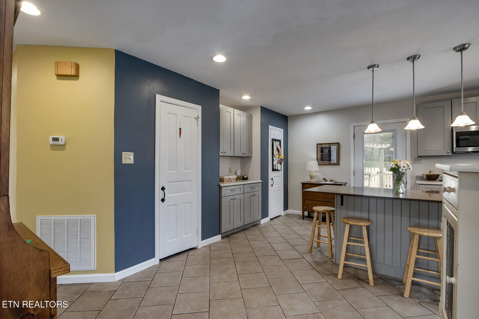 123 Orchard Road Norris, TN 37828 - Photo 12 of 52 12_OrchardRoad_123_HalfBathEntry-Breakfa